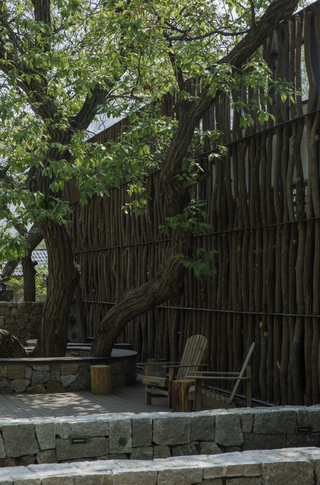 BIM Architecture | Yimeng Book House Homestay: Natural Reconstruction and Symbiosis under Chestnut Grove/Grey Space Architecture Firm