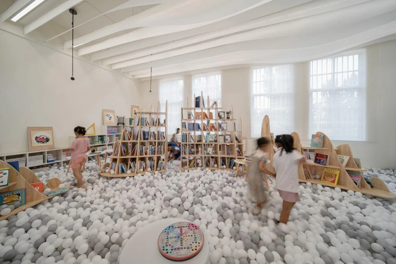 BIM Architecture | Public Welfare · Yunqiu Bookstore | Western Sunshine × Jiedian Architecture