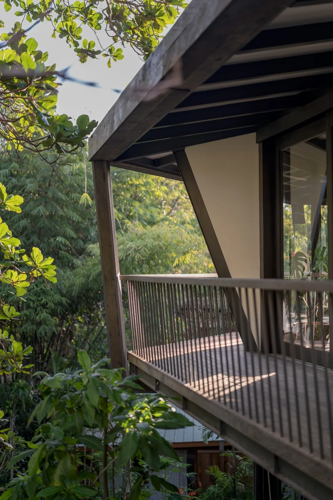 BIM Architecture | Octagonal Restaurant and Work Area/Stilt Studios