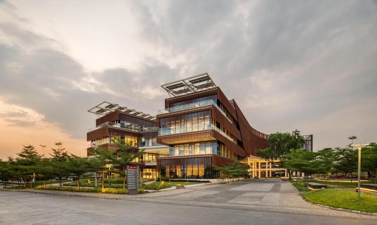 BIM Architecture | Multi functional Experience Center/FHD India