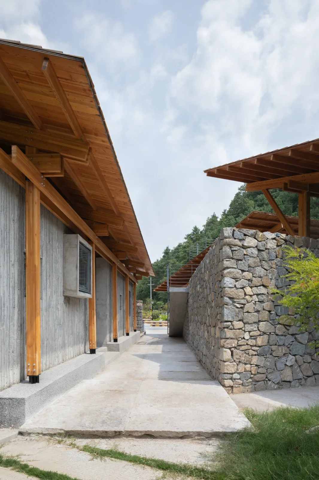 BIM Architecture | Liuba Wayaogou Multi functional Service Center/Jianlin Architectural Design Firm
