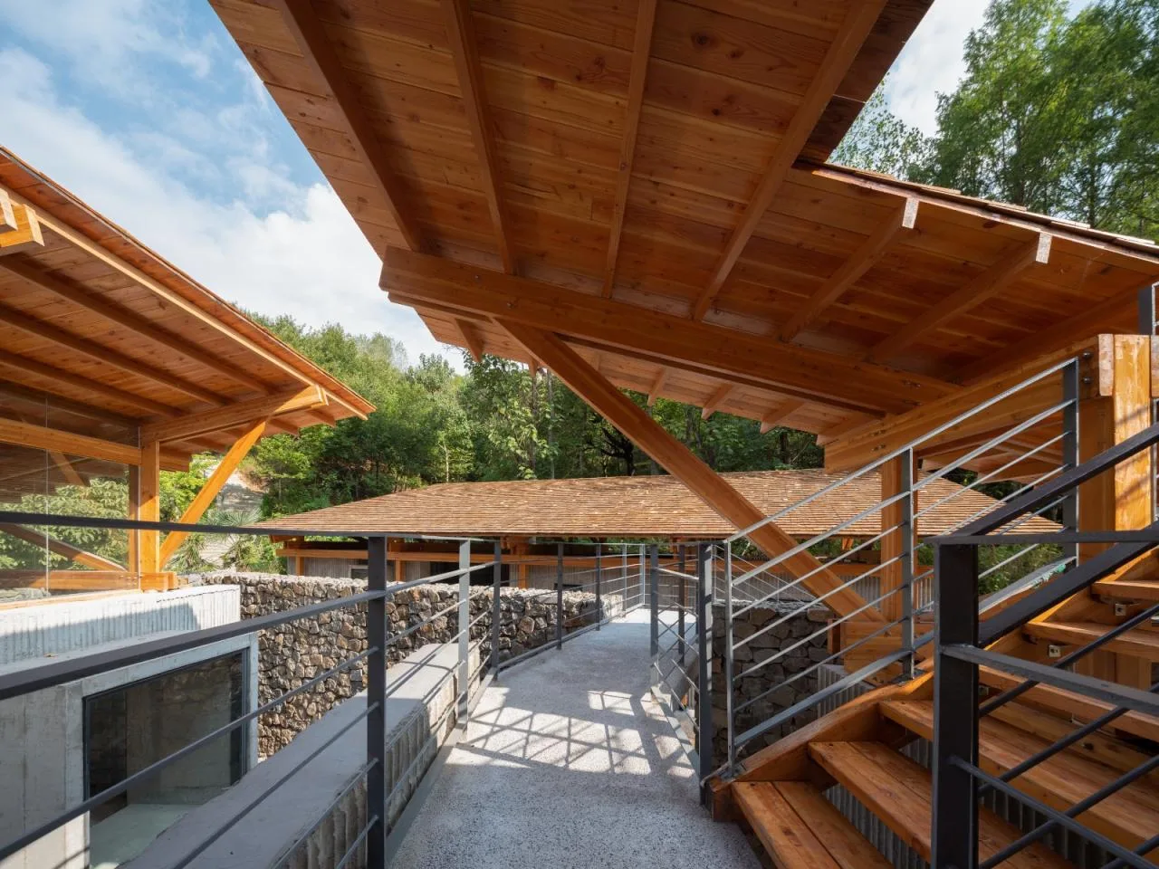 BIM Architecture | Liuba Wayaogou Multi functional Service Center/Jianlin Architectural Design Firm