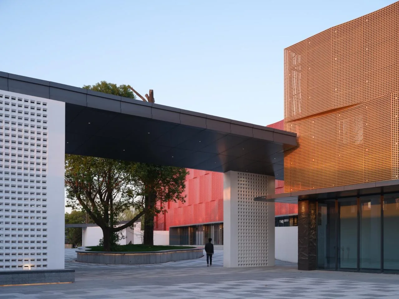 BIM Architecture | Tongxiang Red Culture Education Center/Qingshang Construction Society