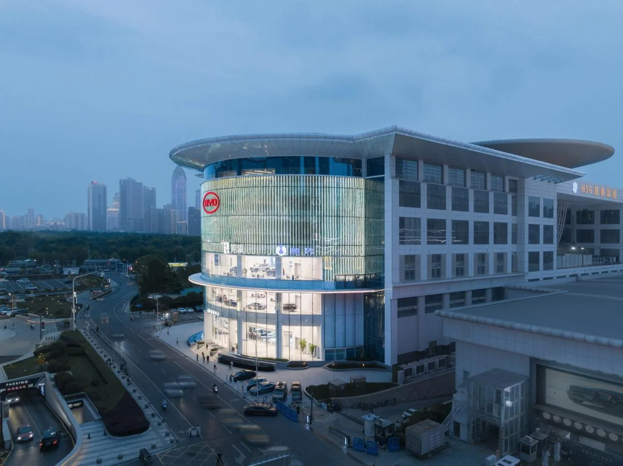 BIM Architecture | Inspiring Future Jiangcheng Landmark: Wuhan BYD Brand Experience Center/Chengzhi Design