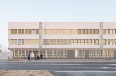 Valenton Samuel Petty High School: A BIM-Driven Architectural Showcase by Archipente-BIM WORLD