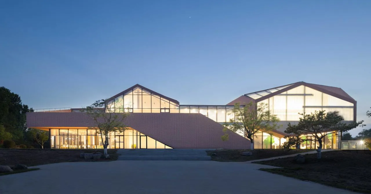 BIM Architecture | Carving Rural Jade, Waiting for Dust to Shine: Rural Revitalization Demonstration Zone Project Exhibition Center/Zou Yingxi - Chalan Architecture