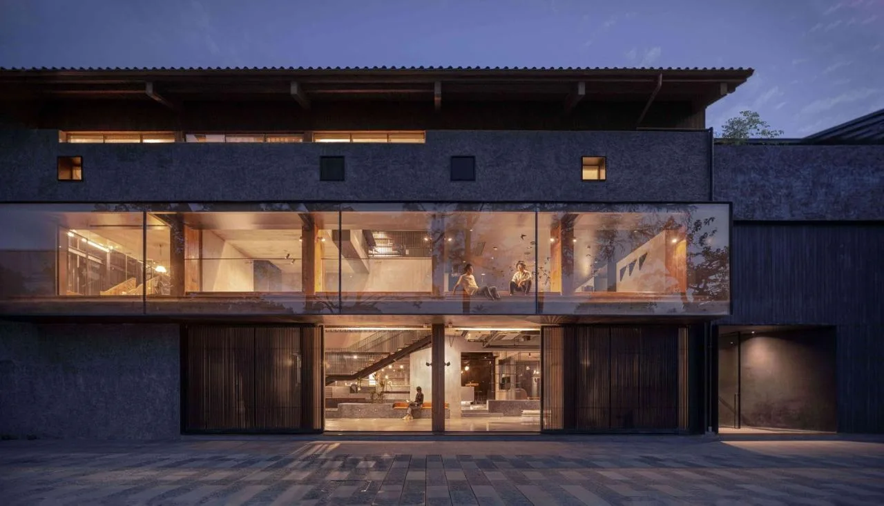 BIM Architecture | Concealing like a valley, like a half warehouse: Half warehouse, Shanghai/Benzhe Architecture