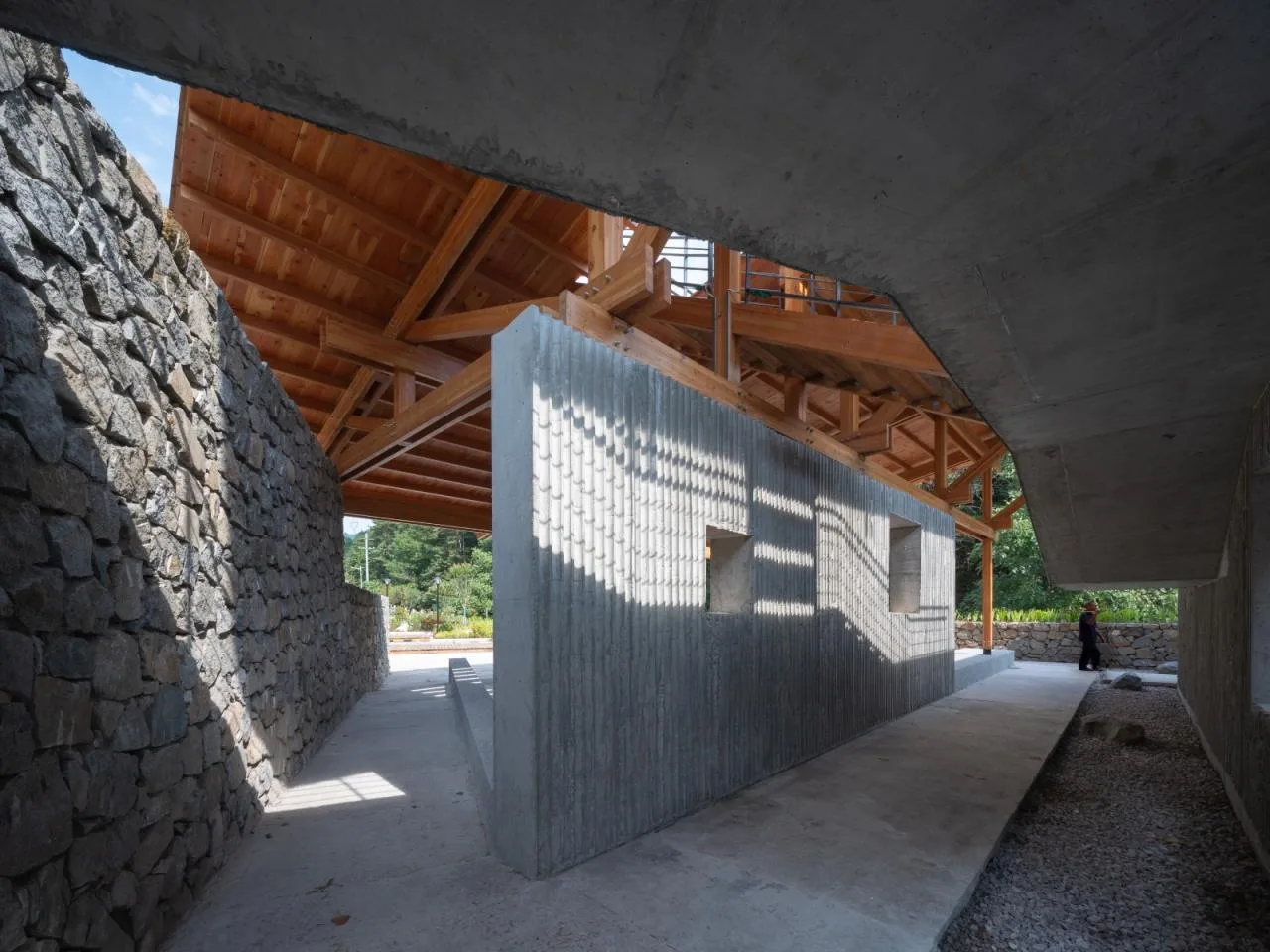 BIM Architecture | Liuba Wayaogou Multi functional Service Center/Jianlin Architectural Design Firm