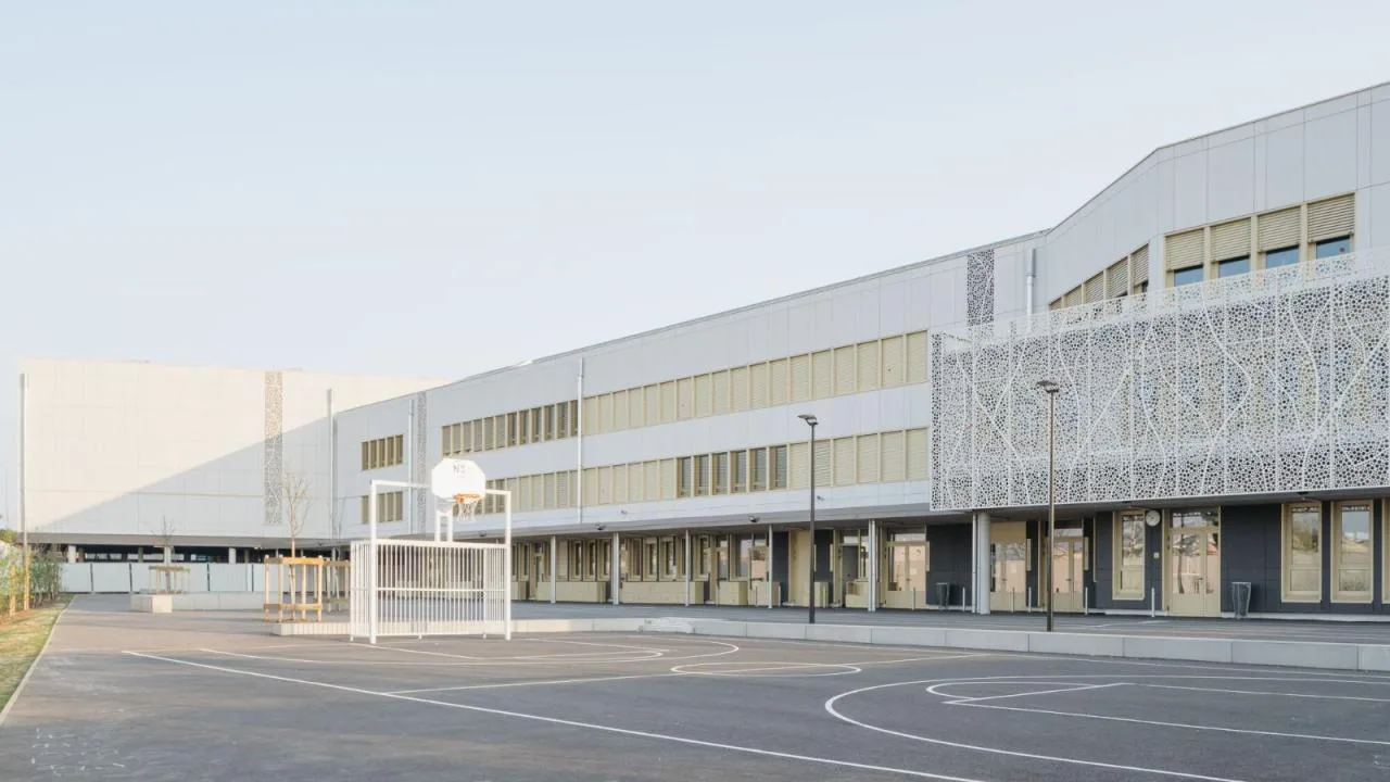 BIM Architecture | Valenton Samuel Petty High School/Archipente