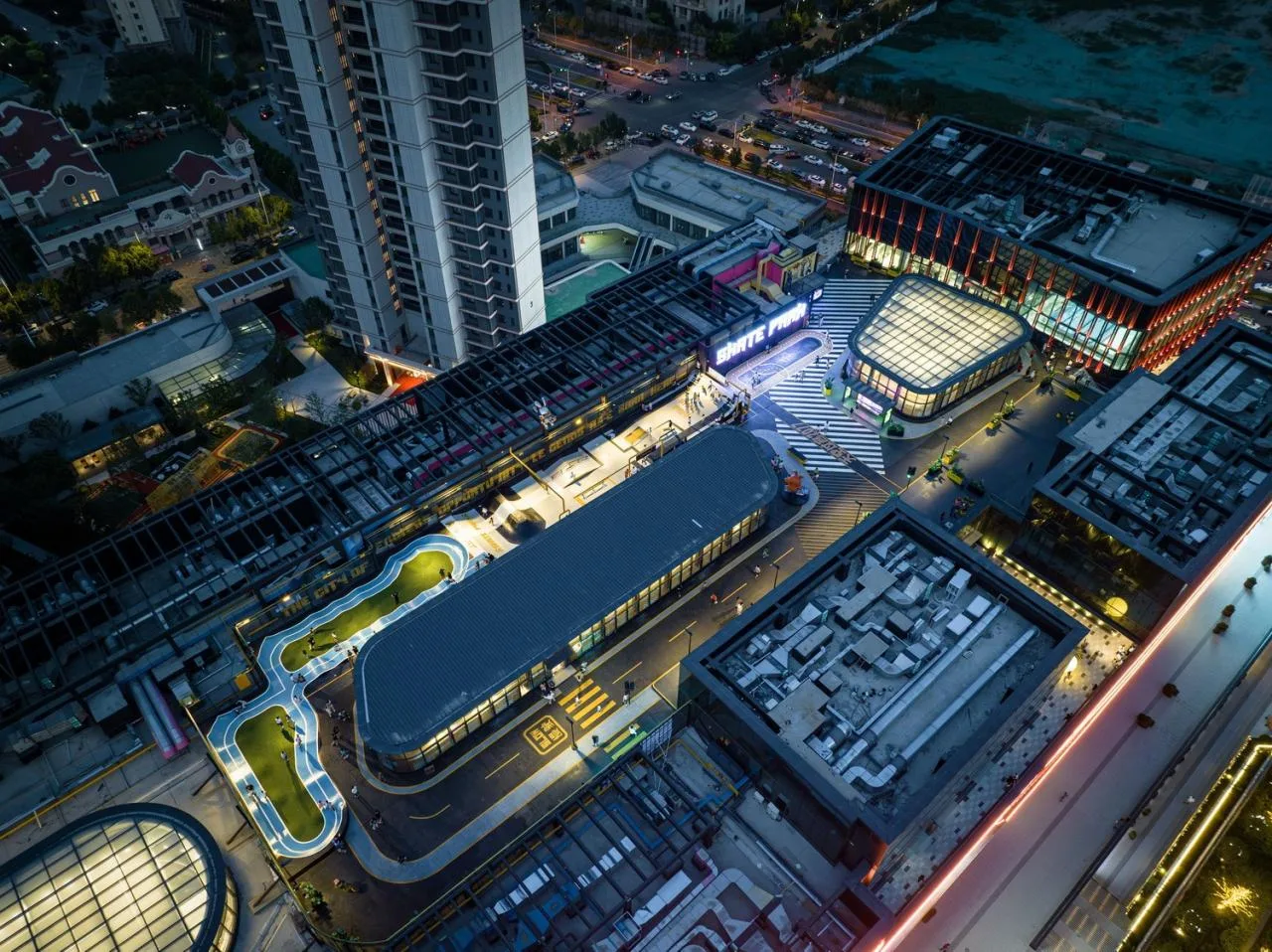 BIM Architecture | Sky Traveler - Tianjin Zhonghai Huanyu City Tiantai Skateboarding Park/DAGA Grand View Architecture
