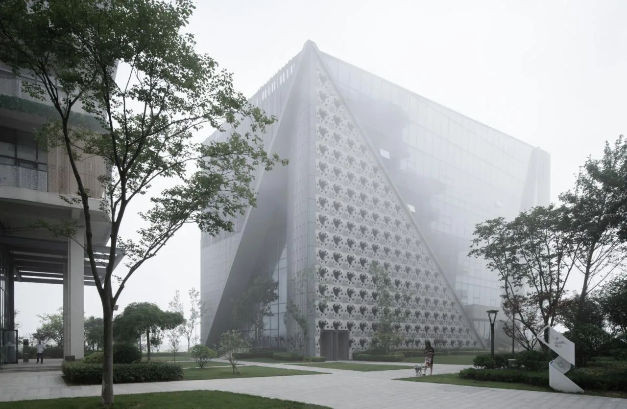 BIM Architecture | OMC Fashion Release Center/Contemporary Architecture