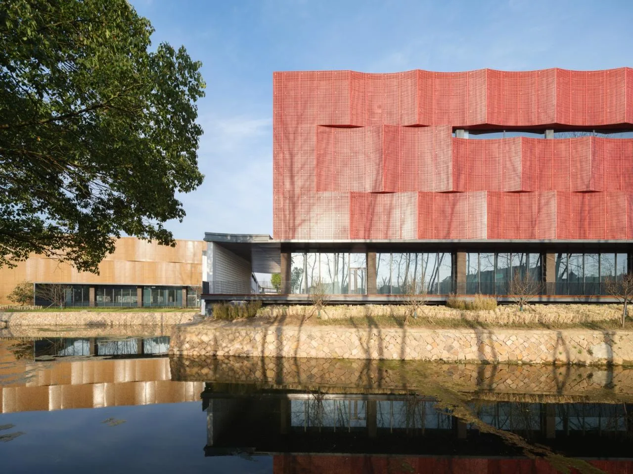 BIM Architecture | Tongxiang Red Culture Education Center/Qingshang Construction Society
