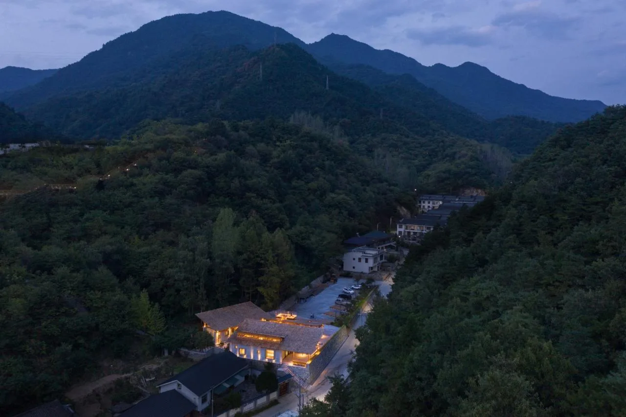 BIM Architecture | Liuba Wayaogou Multi functional Service Center/Jianlin Architectural Design Firm