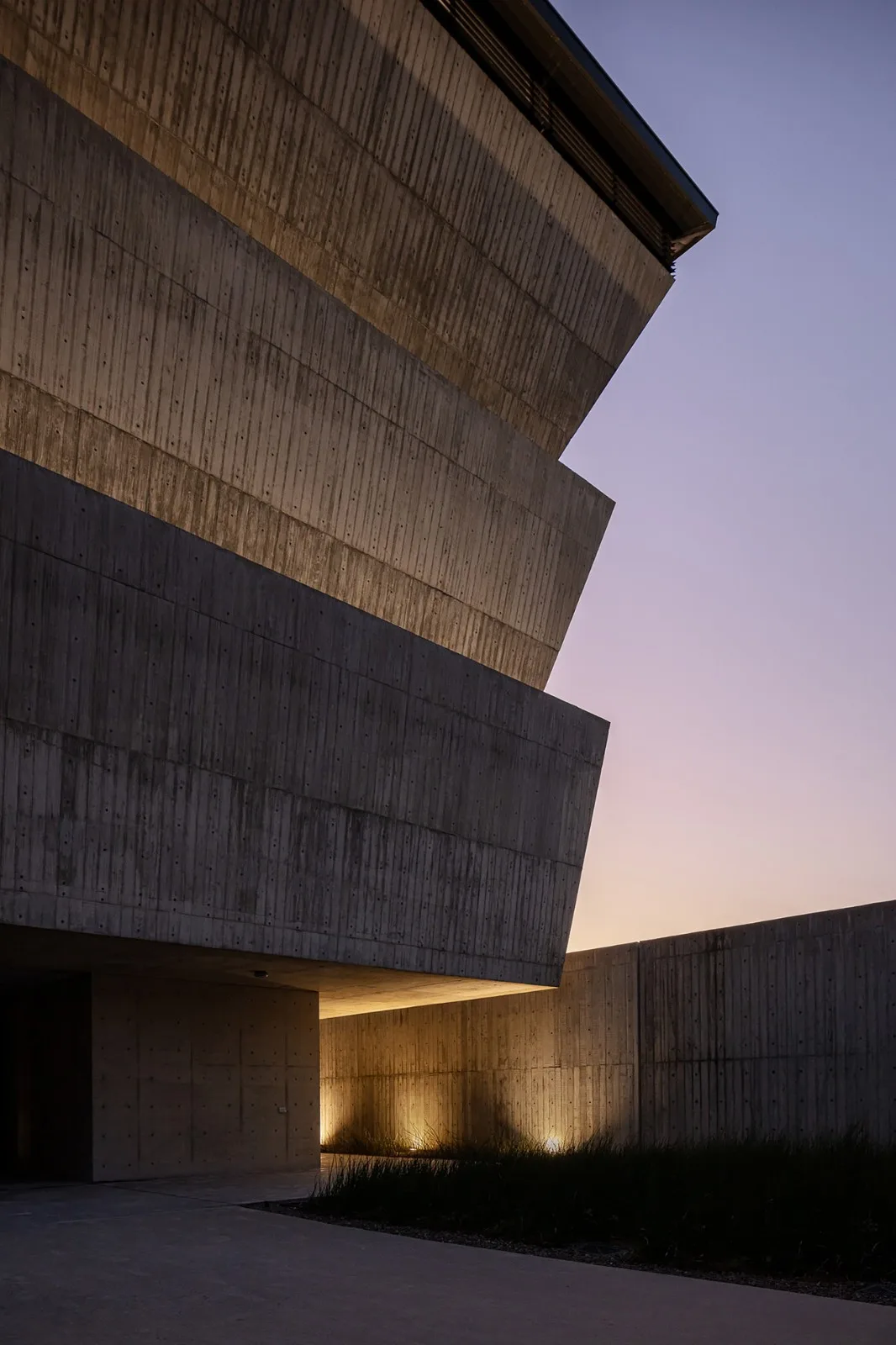 BIM Architecture | Mountain Ash Placement Center/Behet Bondzio Lin Architekten