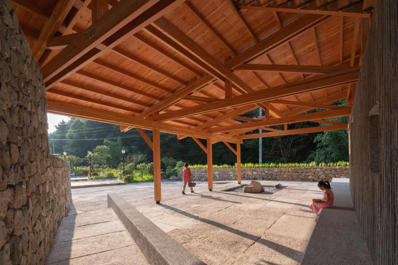 BIM Architecture | Liuba Wayaogou Multi functional Service Center/Jianlin Architectural Design Firm