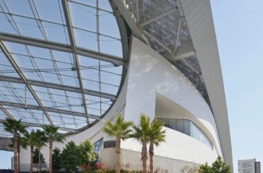 HKS Designs a Stunning 'Boat in a Bottle' Venue Inside SoFi Stadium Using BIM Architecture-BIM WORLD