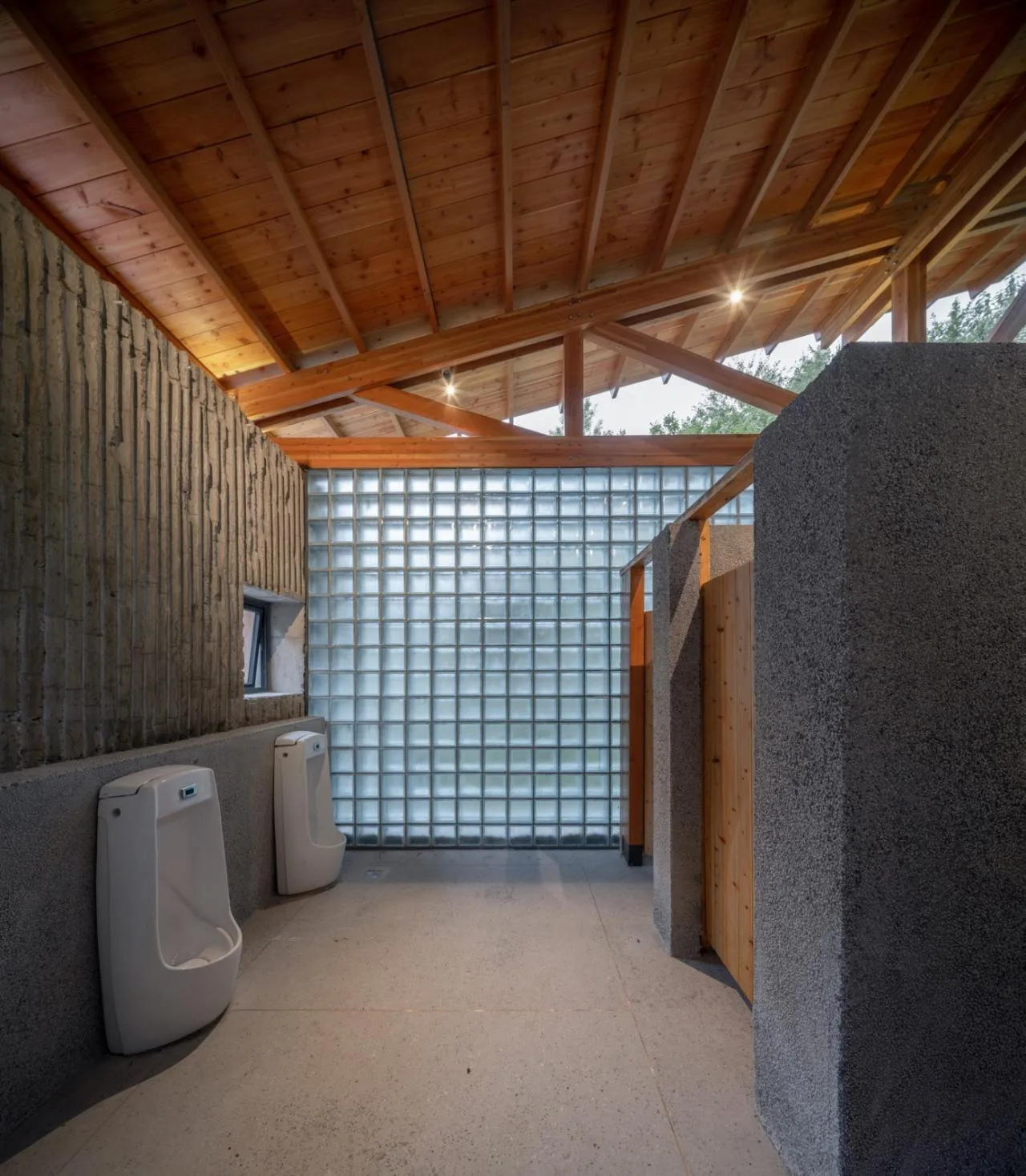 BIM Architecture | Liuba Wayaogou Multi functional Service Center/Jianlin Architectural Design Firm
