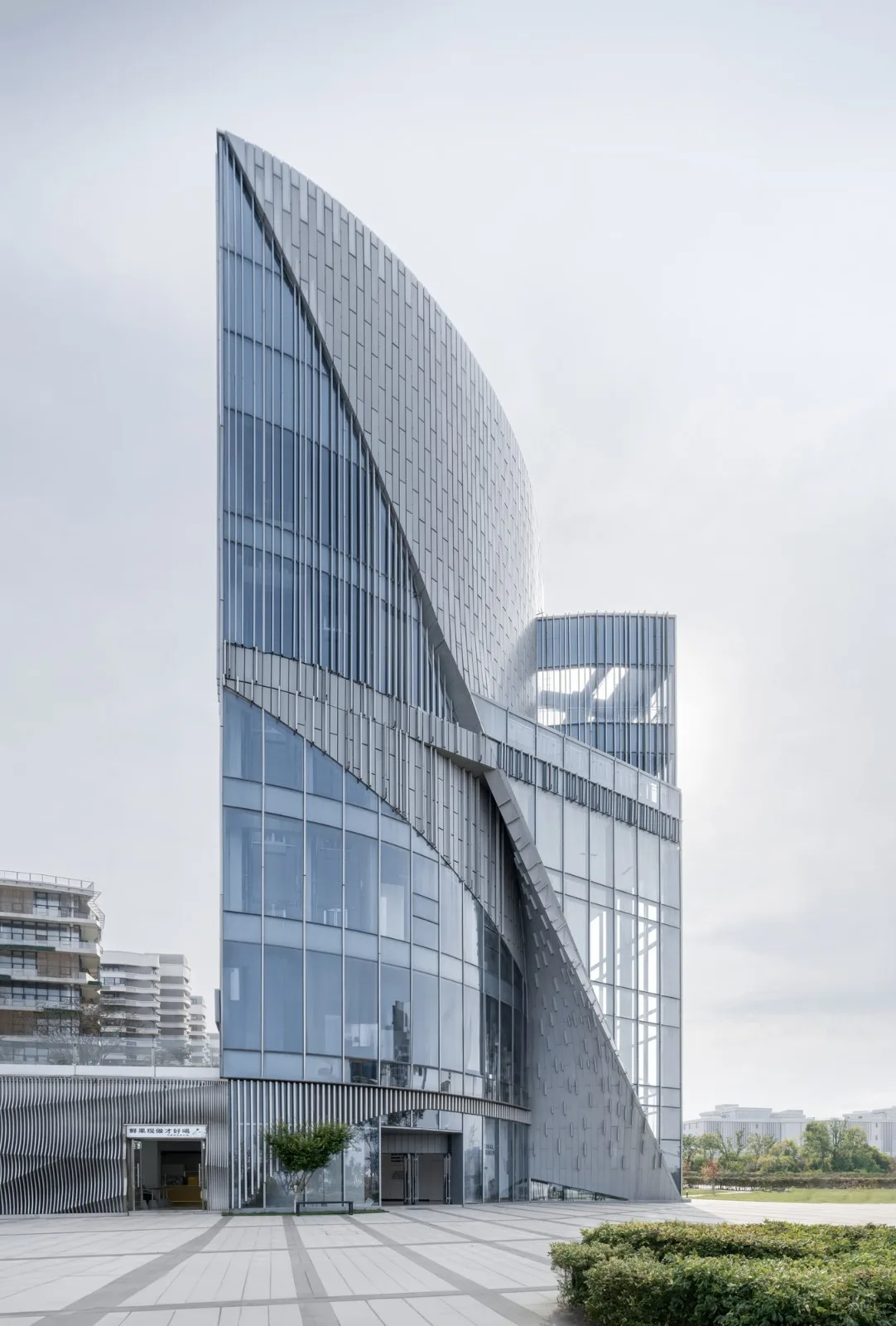 BIM Architecture | OMC Fashion Release Center/Contemporary Architecture