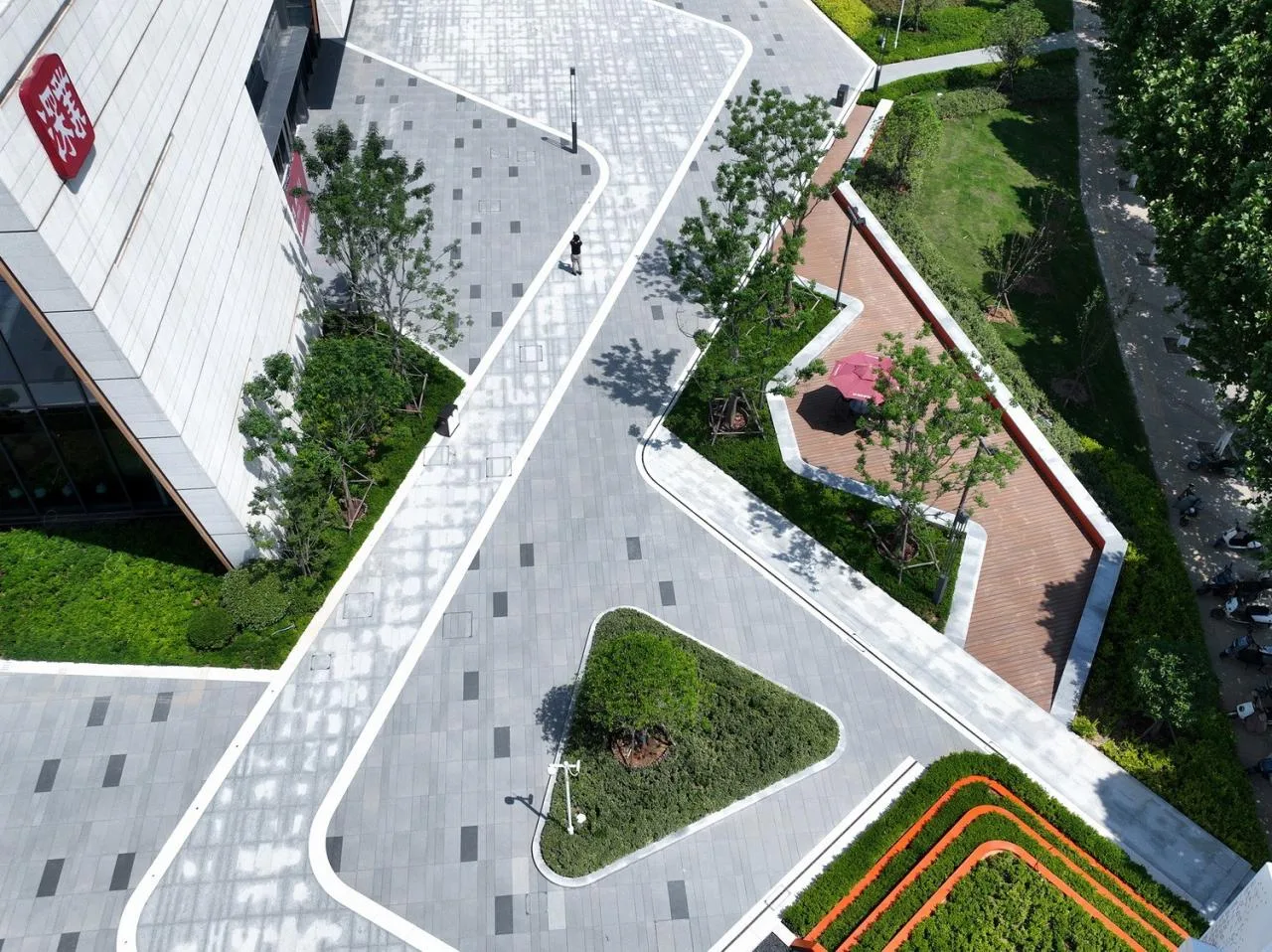 BIM Architecture | Valley of Mountains: Zhengzhou Shenye Health City/Botao Architecture