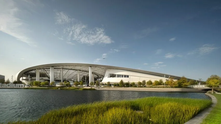 BIM architecture | HKS creates a 'boat in a bottle' venue within SoFi Stadium