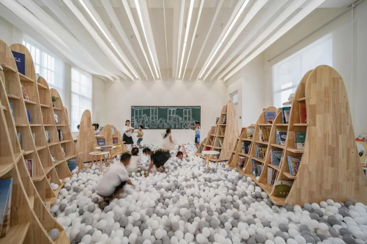 BIM Architecture | Public Welfare · Yunqiu Bookstore | Western Sunshine × Jiedian Architecture