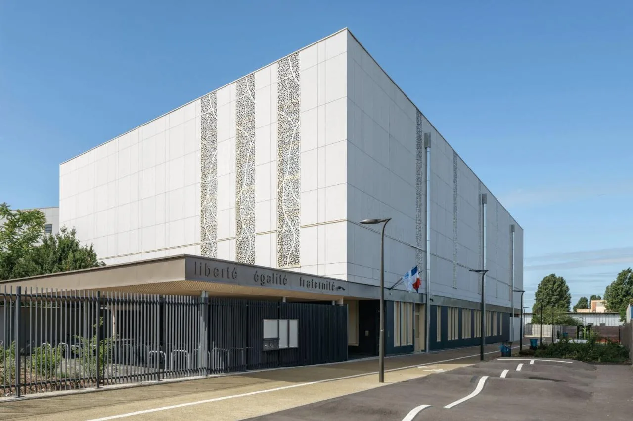 BIM Architecture | Valenton Samuel Petty High School/Archipente