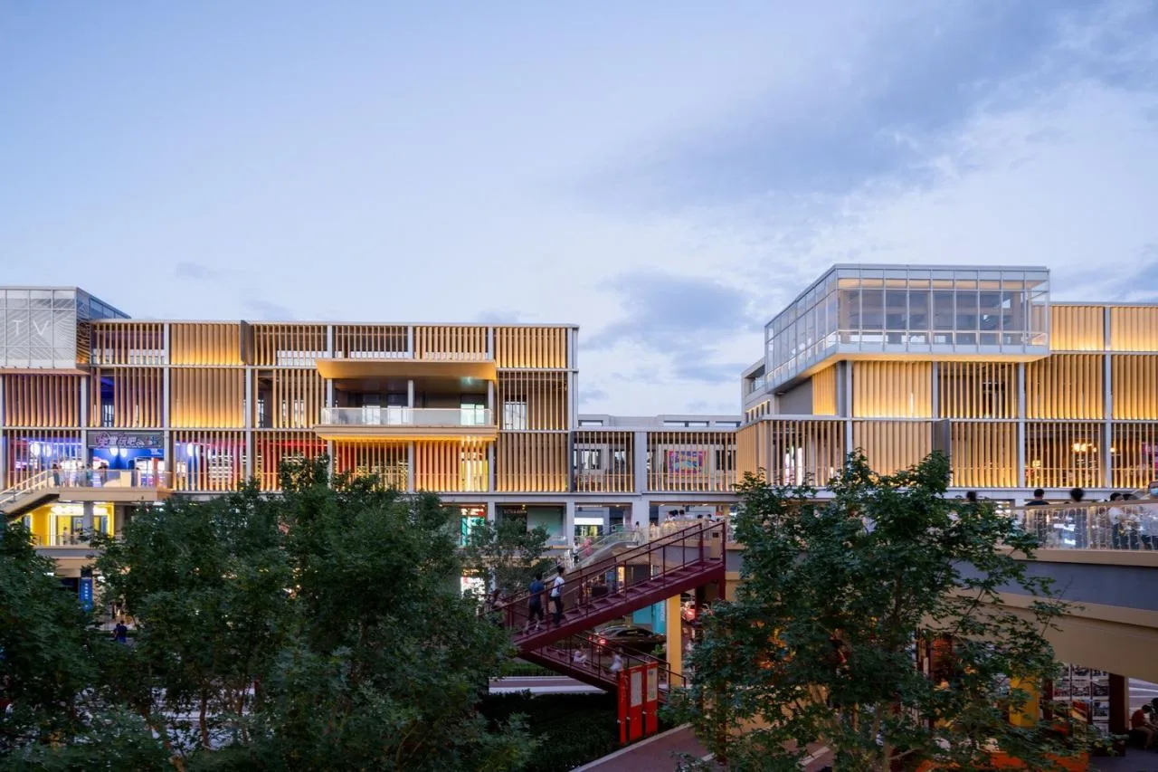 BIM Architecture | 'Sky Streets and Alleys' Awakens Beijing's' Sleeping City', First Long Street Urban Renewal/ZEN Iconic Design