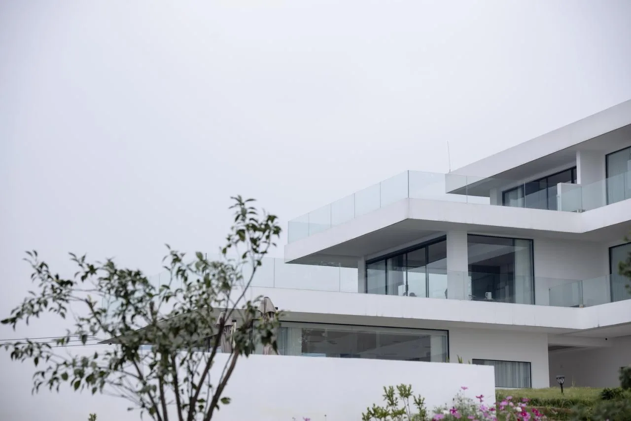 BIM Architecture | Yuntai Yueye: Floating Homestay/Iwakawa Architecture Design in Tea Fields