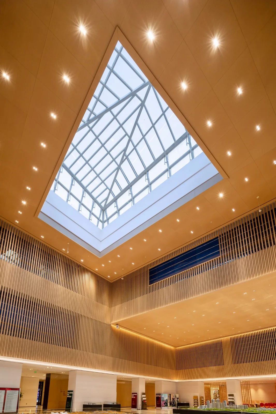 BIM Architecture | Valley of Mountains: Zhengzhou Shenye Health City/Botao Architecture