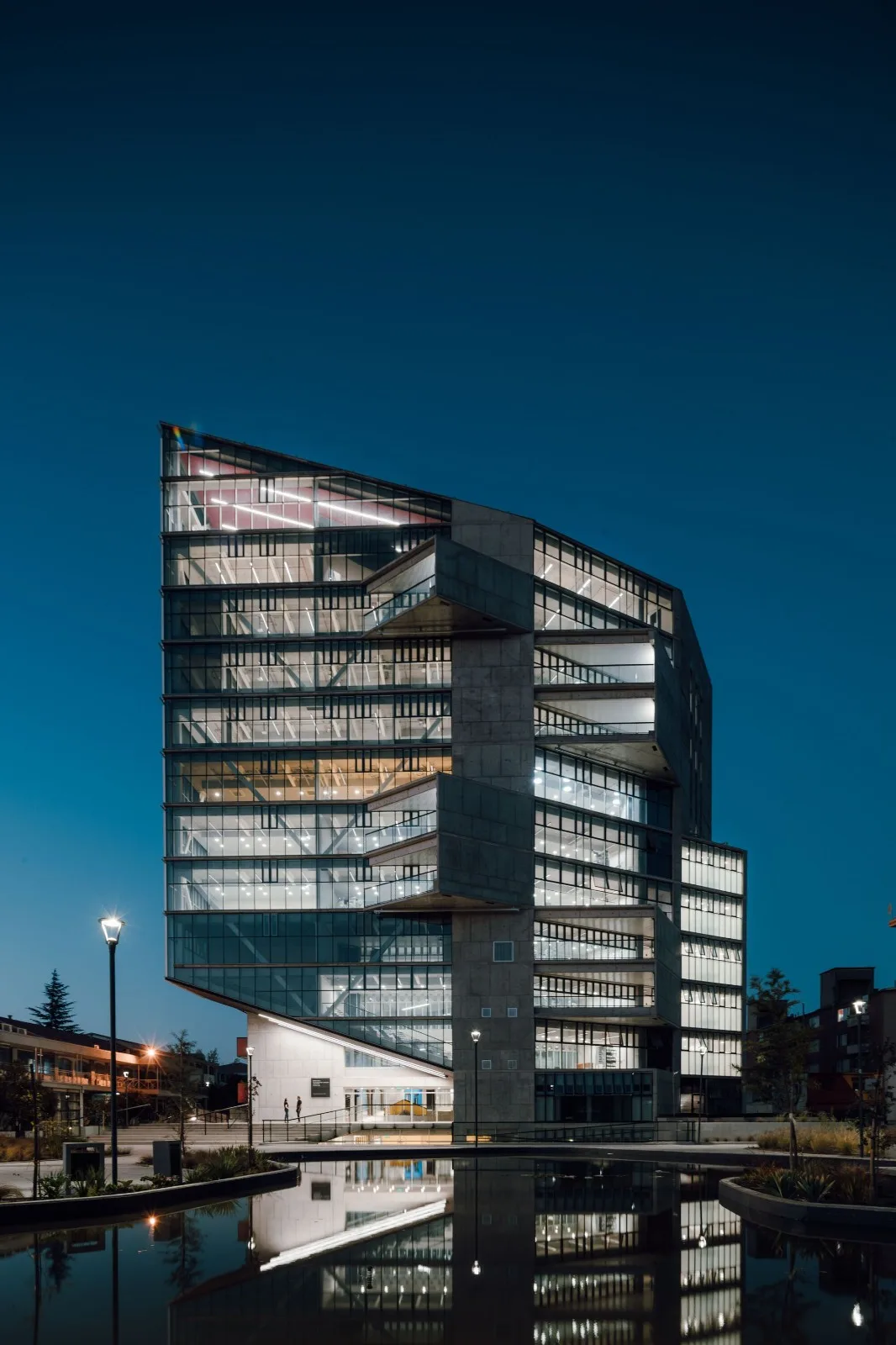 BIM Architecture | Staircase Walk, FAE/Marsino Arquitectura, School of Business and Economics, University of San Diego