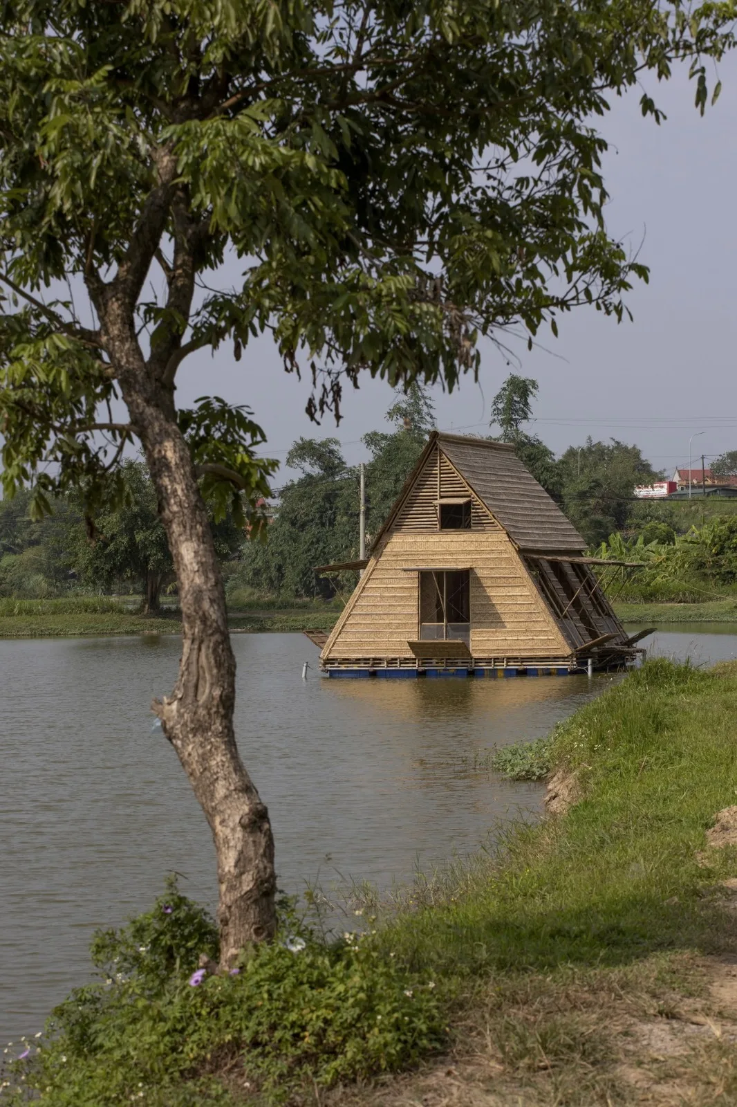 BIM Architecture | Adapting to Climate Change, Floating Bamboo Houses/H& P Architects