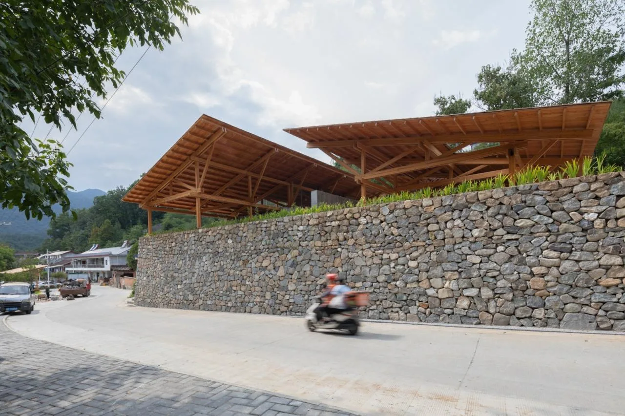 BIM Architecture | Liuba Wayaogou Multi functional Service Center/Jianlin Architectural Design Firm