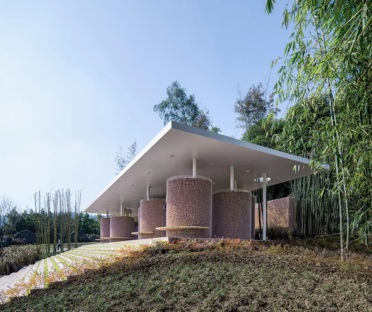 BIM Architecture | Bamboo Shadow Swinging Non Gender Public Restrooms: Anshi Roll Toilet/Row Building