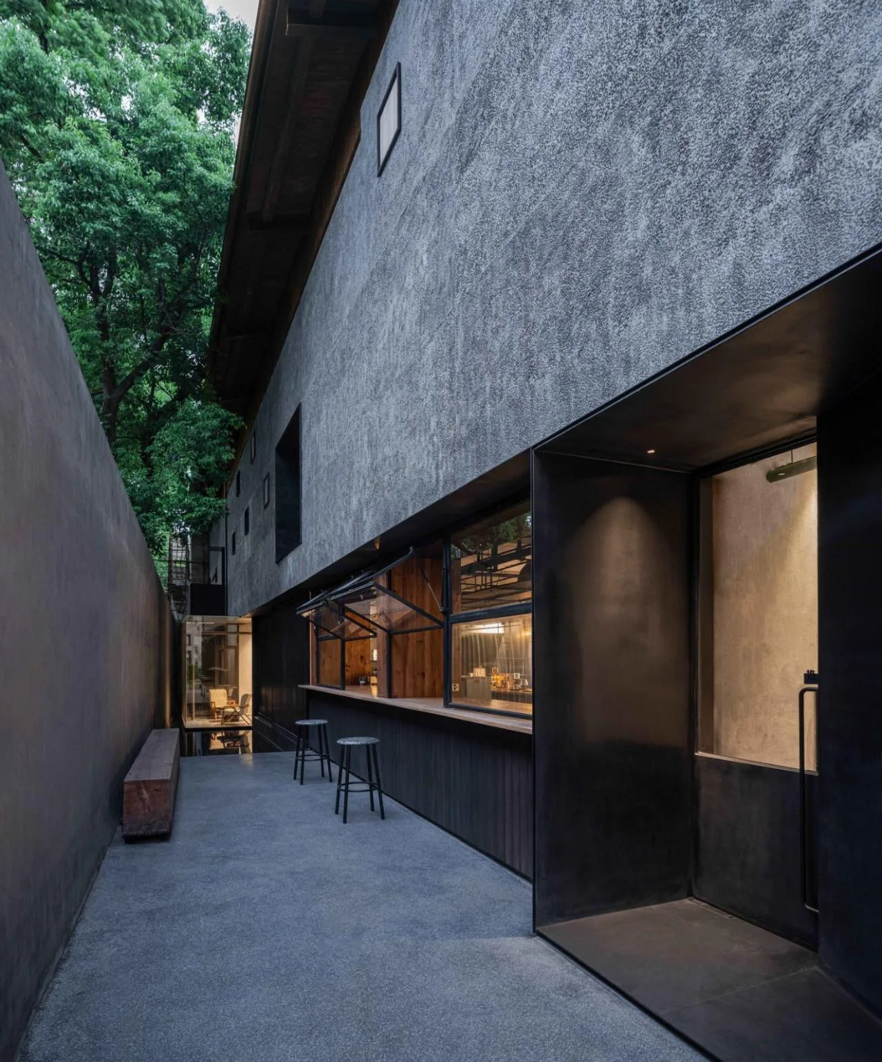 BIM Architecture | Concealing like a valley, like a half warehouse: Half warehouse, Shanghai/Benzhe Architecture