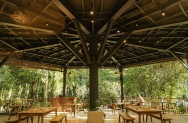 BIM Architecture: Octagonal Restaurant and Workspace by Stilt Studios-BIM WORLD