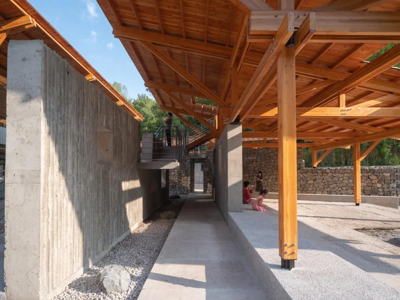 BIM Architecture | Liuba Wayaogou Multi functional Service Center/Jianlin Architectural Design Firm