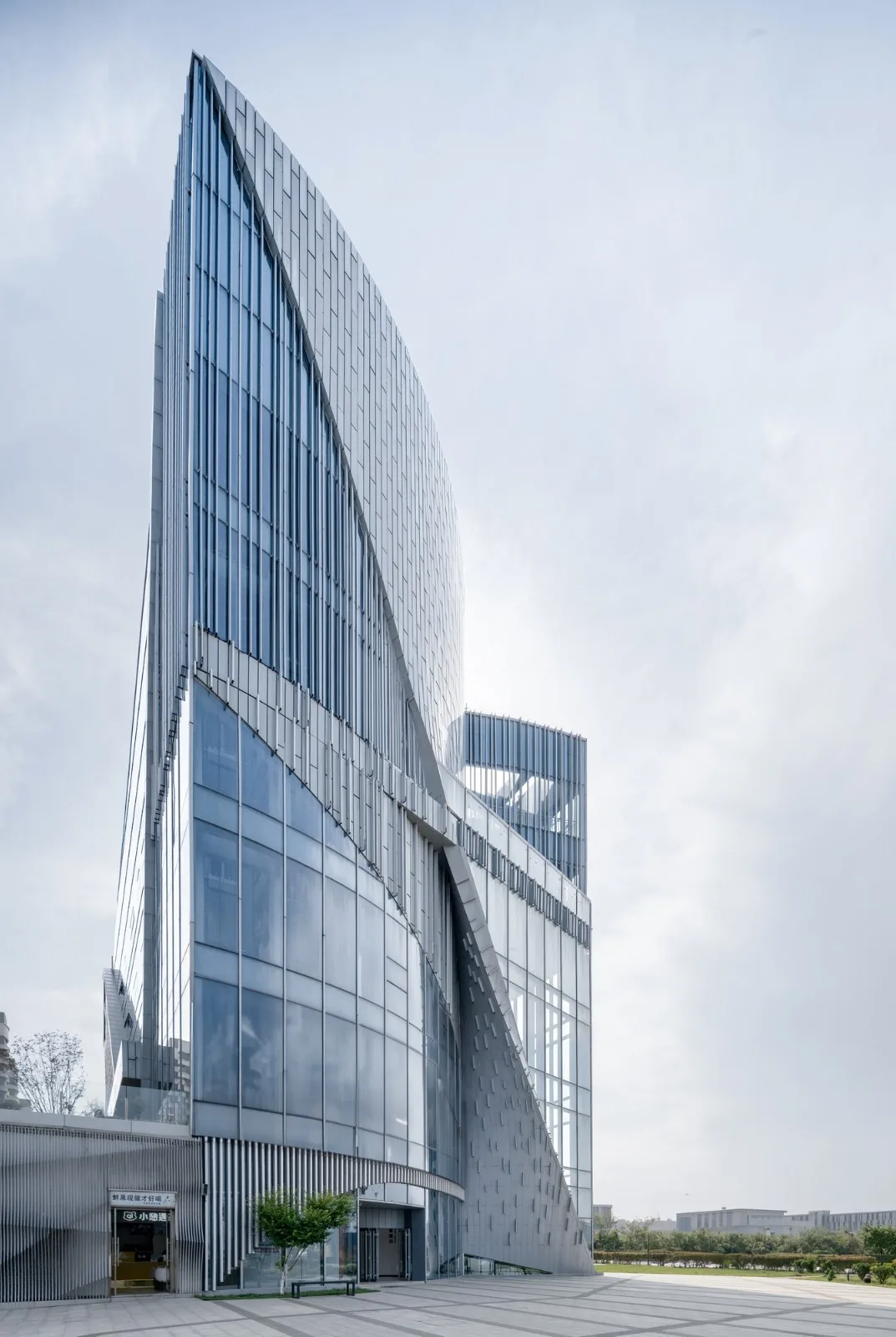 BIM Architecture | OMC Fashion Release Center/Contemporary Architecture