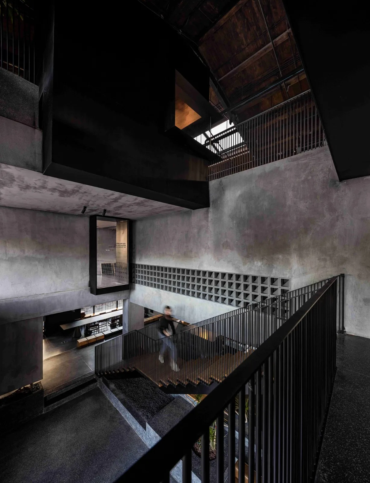 BIM Architecture | Concealing like a valley, like a half warehouse: Half warehouse, Shanghai/Benzhe Architecture