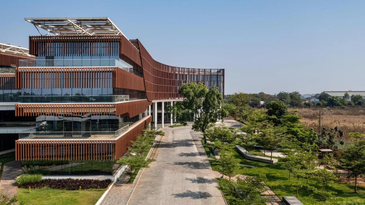 BIM Architecture | Multi functional Experience Center/FHD India
