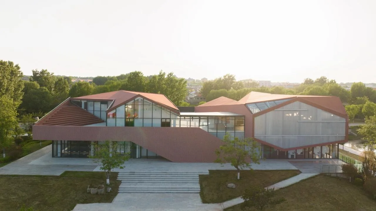 BIM Architecture | Carving Rural Jade, Waiting for Dust to Shine: Rural Revitalization Demonstration Zone Project Exhibition Center/Zou Yingxi - Chalan Architecture