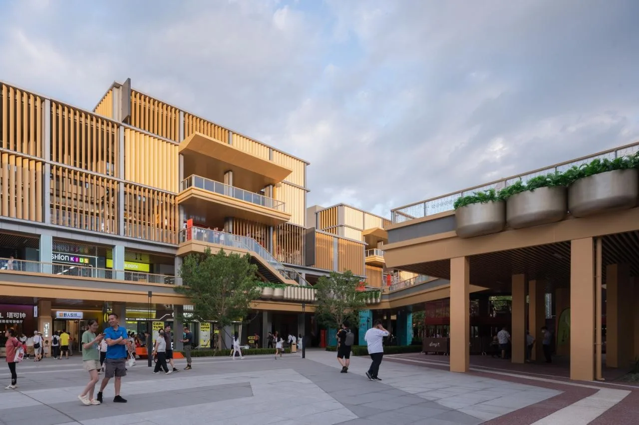 BIM Architecture | 'Sky Streets and Alleys' Awakens Beijing's' Sleeping City', First Long Street Urban Renewal/ZEN Iconic Design
