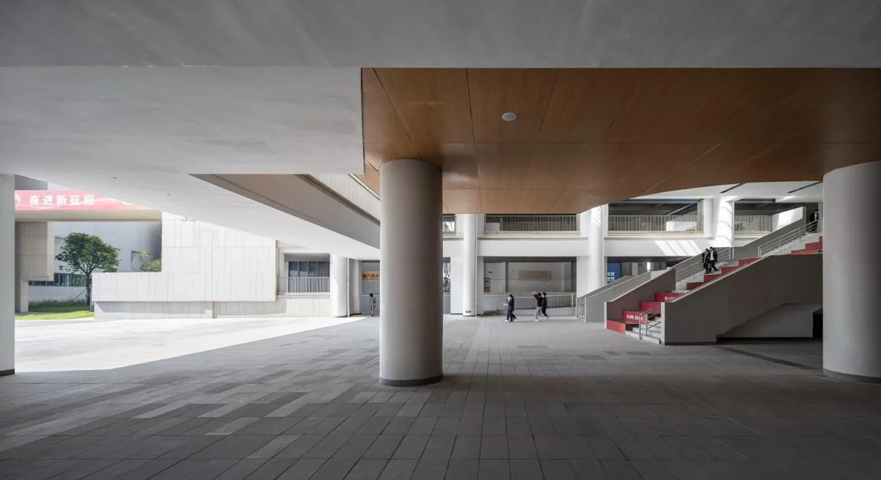BIM Architecture | Jiangsu Jingjiang Senior High School New Campus/Rong Chaohui Studio