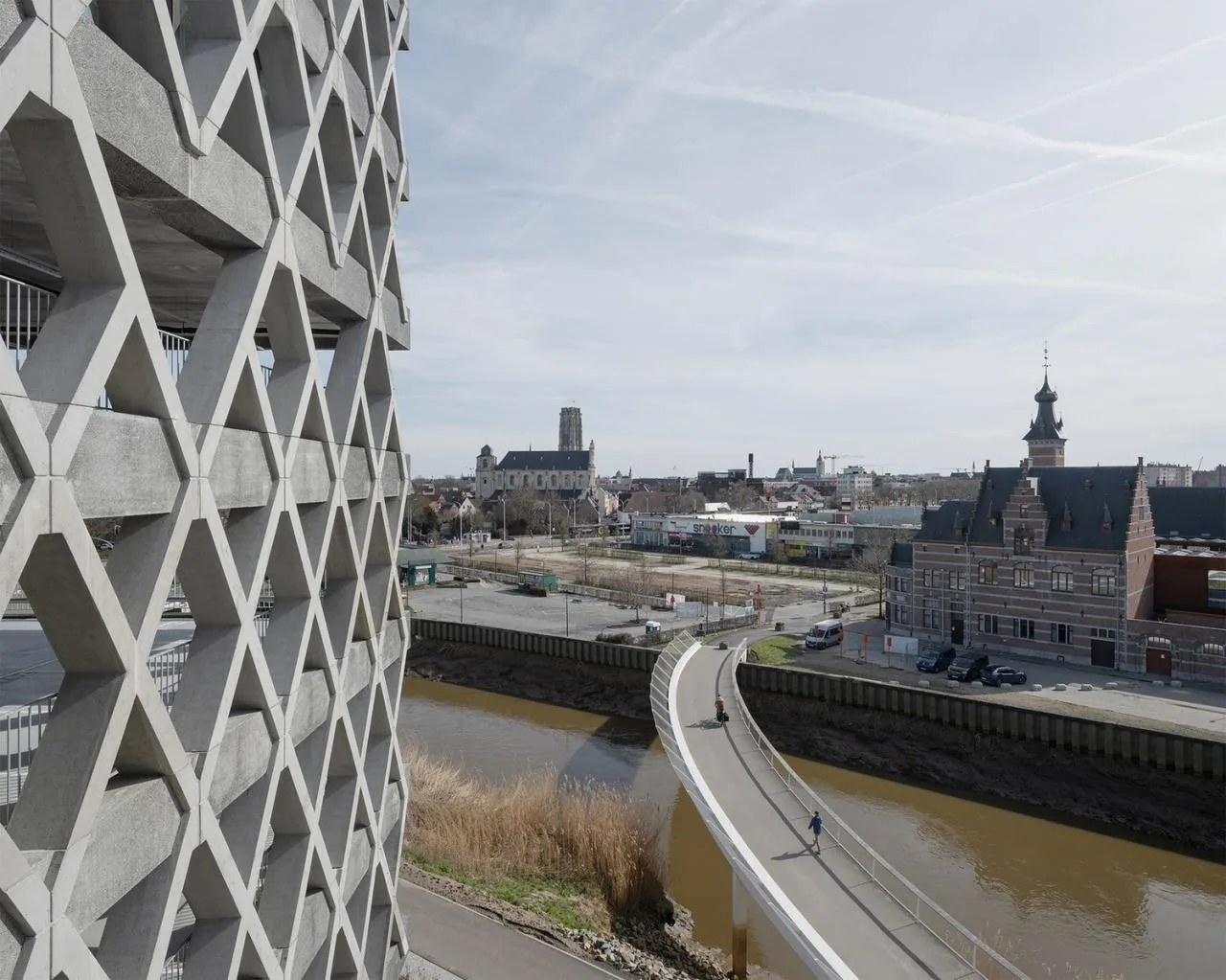 BIM Architecture | Easestip Transportation Center/Archipelago+POLO
