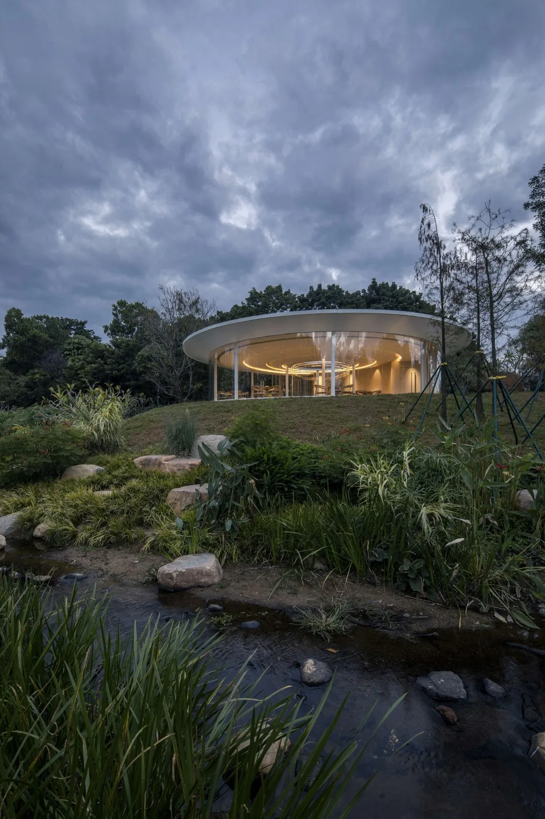 BIM Architecture | Multi level 'Lightness': Huangma Rural Revitalization Workstation and Rural Reception Room/Three dimensional Architecture