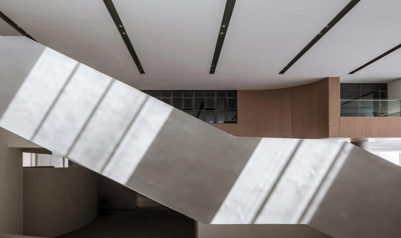BIM Architecture | Jiangsu Jingjiang Senior High School New Campus/Rong Chaohui Studio