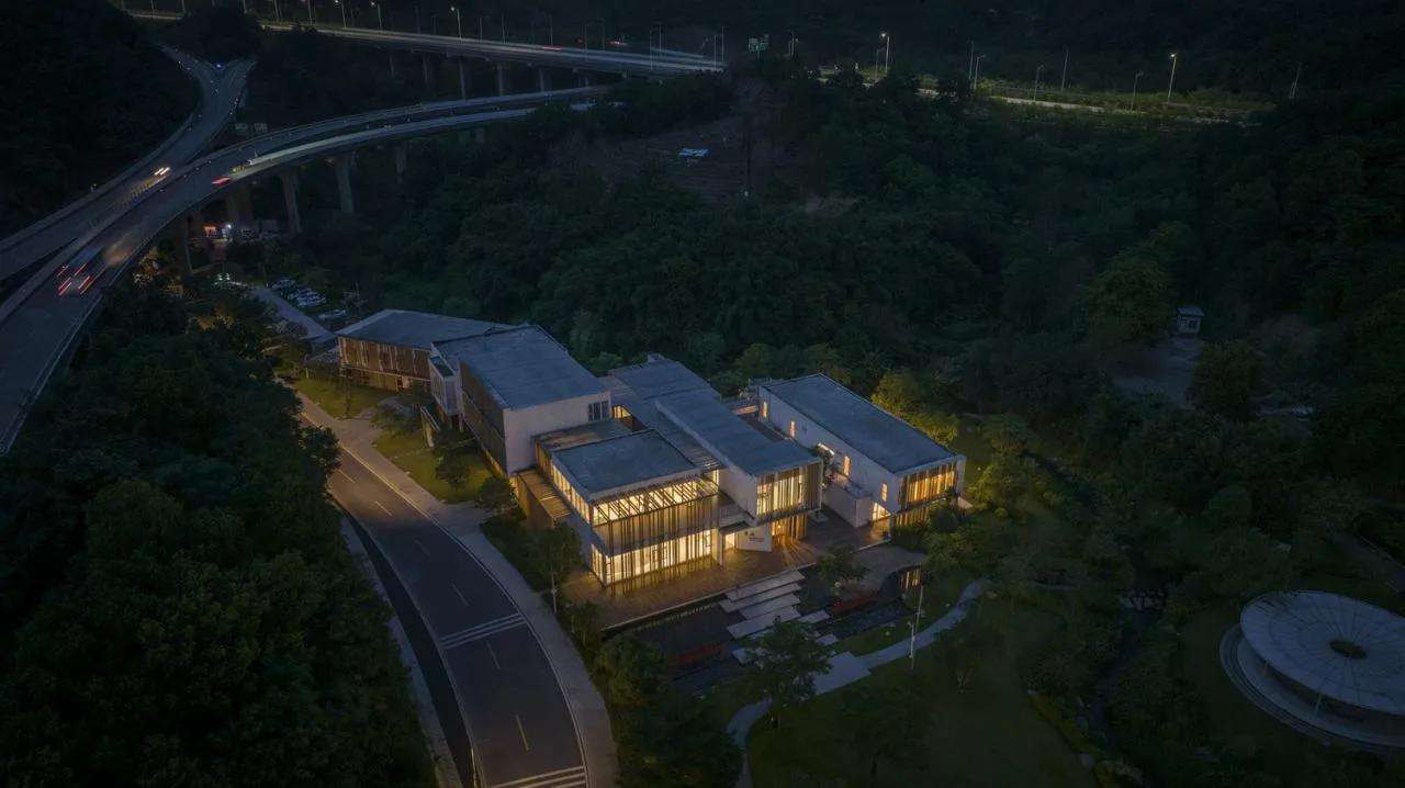 BIM Architecture | Multi level 'Lightness': Huangma Rural Revitalization Workstation and Rural Reception Room/Three dimensional Architecture
