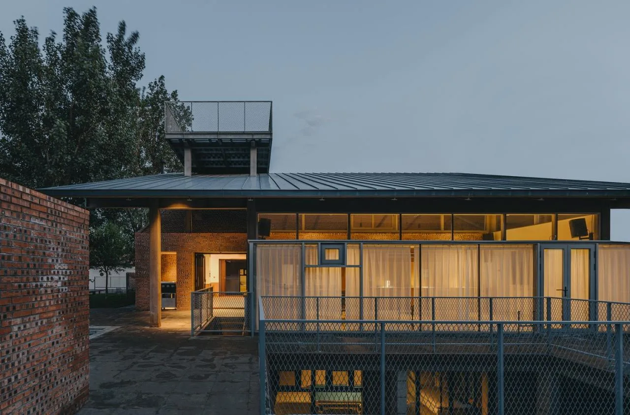 BIM Architecture | Madness is a Gift of Reason: Banquanzhiye Homestay and Campsite/Large Building