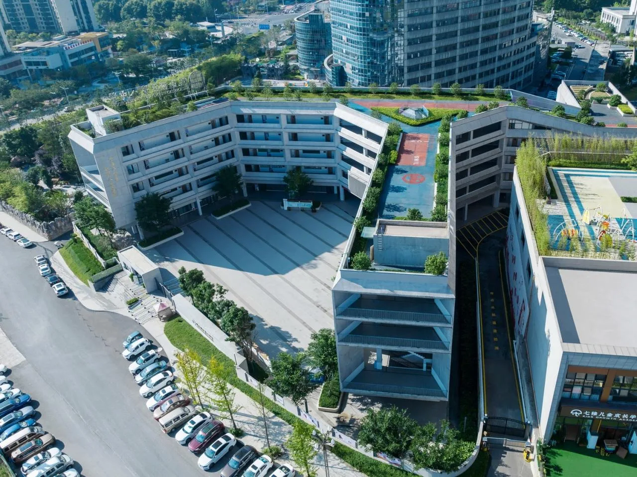BIM architecture | Growing freely like organic life: Guanshanhu District No.8 Middle School, Guiyang