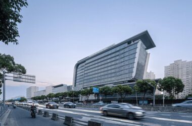 BIM Architecture: Dynamic Facade Design for Shanghai New Hongqiao Canhui Hilton Five-Star Hotel by San Yi Architecture-BIM WORLD