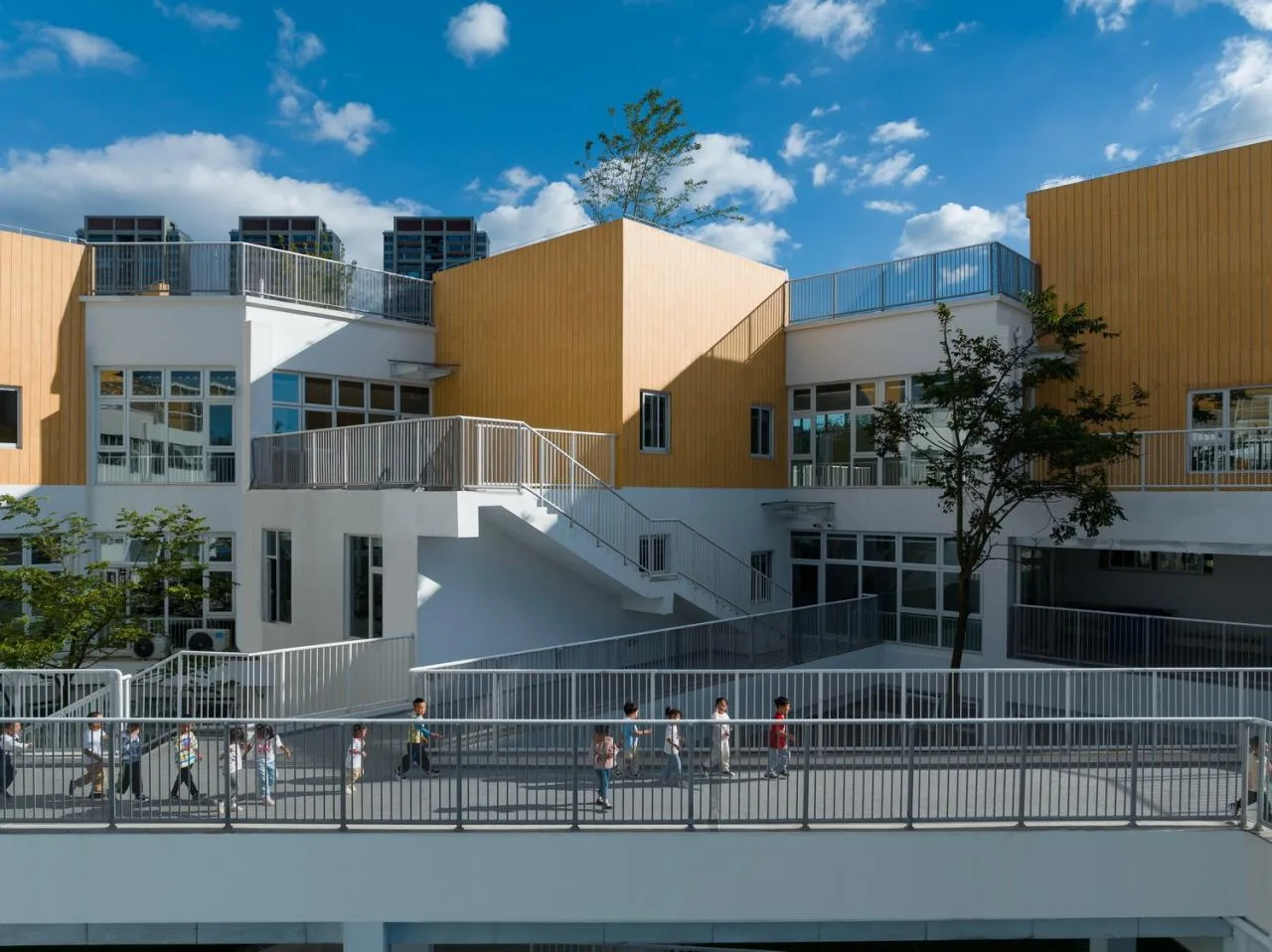 BIM Architecture | Hill Garden Tour: Guiyang Guanshanhu District Sixth Kindergarten Second Branch/Baitao Architecture